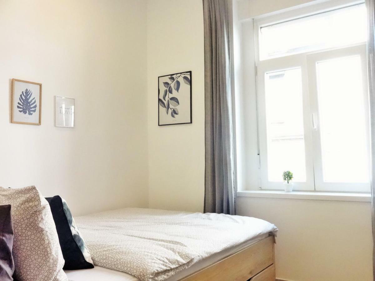 Apartment Antares Zagreb Extérieur photo